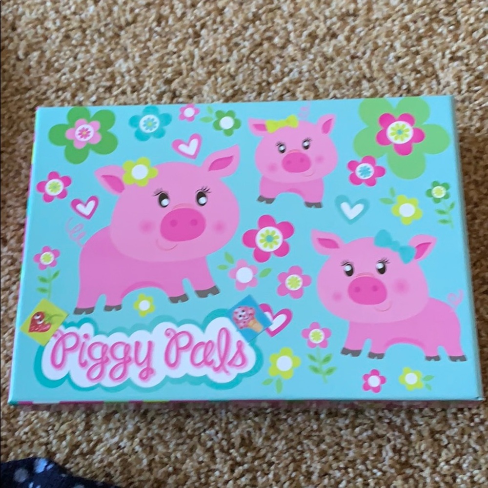 Kids piggy pals art box